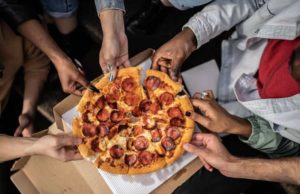 Domino’s Pizza (DPZ) анализ акций компании на 2023-2024 год