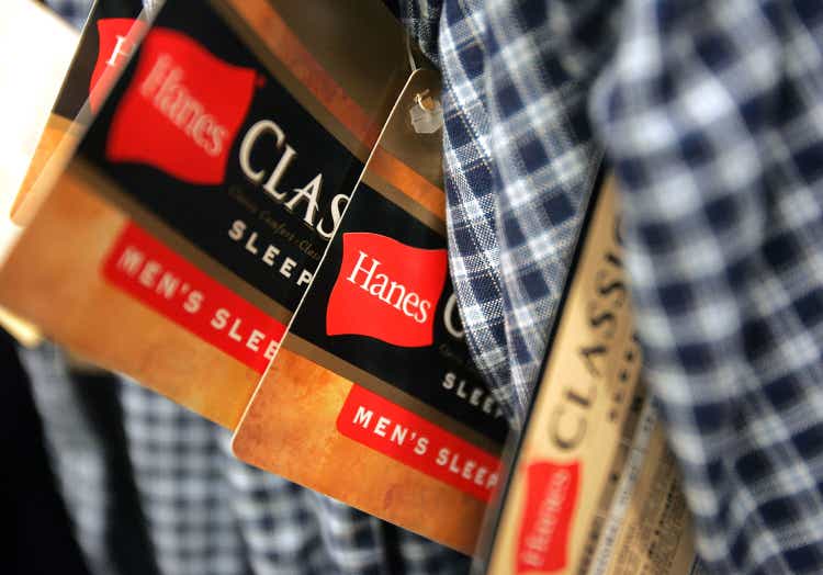 Sara Lee Apparel Announces It Will Cut 775 Jobs