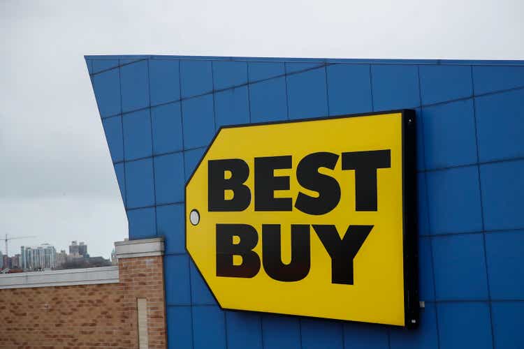 Black Friday Starts Early As Shoppers Hit The Stores On Thanksgiving Night