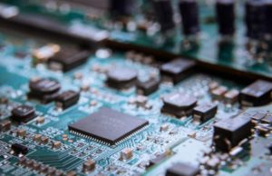 Microchip Technology (MCHP) анализ акций компании на 2023-2024 год