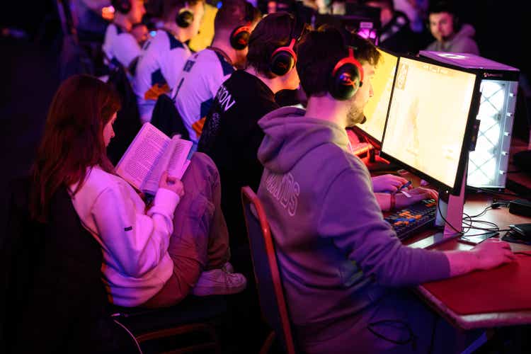 Gamers Take Part In the Epic.Lan 38 Esports Tournament