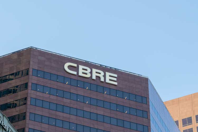 Офисное здание CBRE в Лос-Анджелесе, Калифорния, США.
