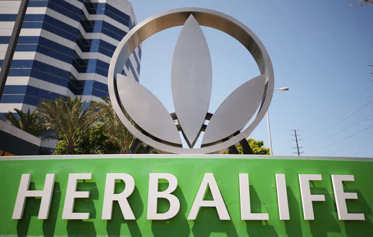 Herbalife выплатила штраф в размере 123 миллионов долларов за подкуп китайских чиновников