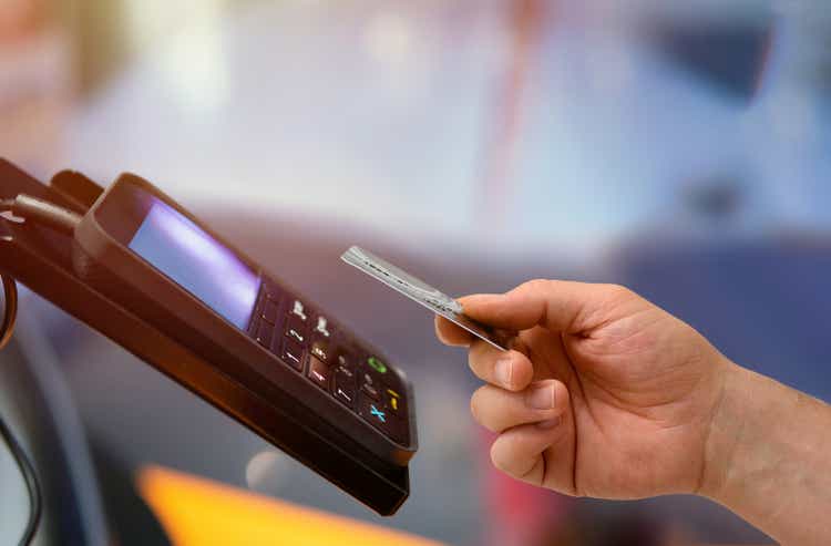 contactless payments from pos device via credit card