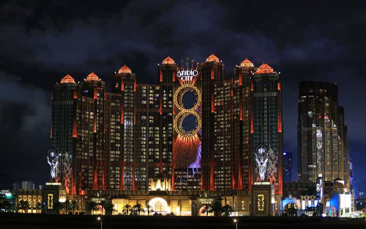 Внешний вид Studio City Macau, одного из курортов и казино Melco