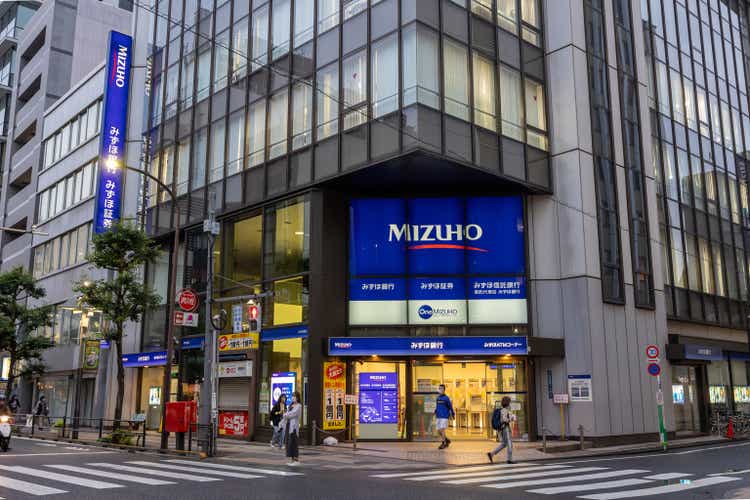 Mizuho Bank в Токио, Япония