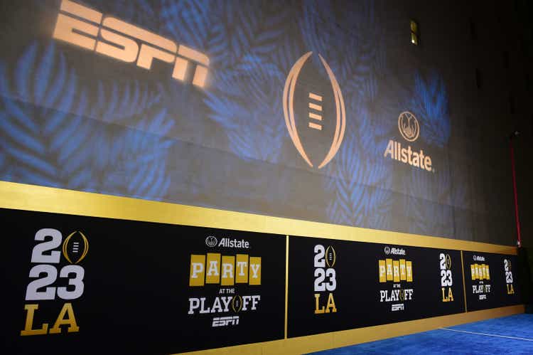 Вечеринка Allstate в плей-офф, организованная ESPN и CFP