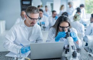 Royalty Pharma (RPRX): обзор деятельности компании и её акций