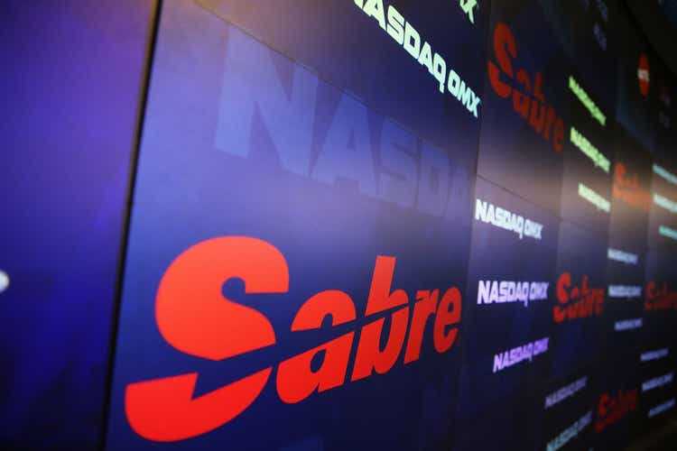 Weibo и Sabre начинают торговать на NASDAQ