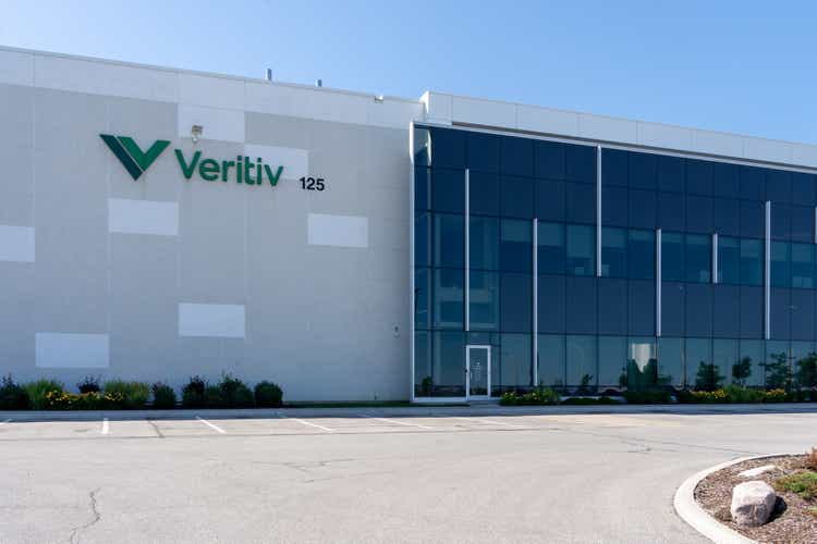 Головной офис Veritiv Canada в Миссиссоге, Онтарио, Канада.