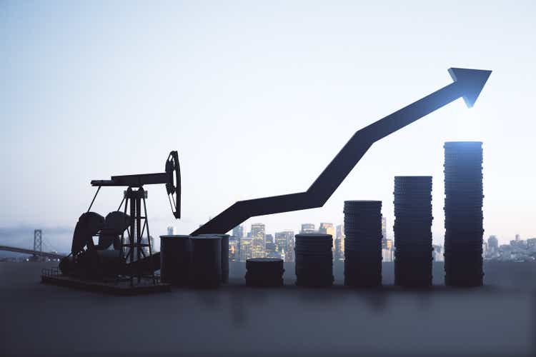 Растущий график цен на нефть с подсветкой на фоне неба со стрелкой и макетом места. Вверх, концепция газа и бензина. 3D-рендеринг.