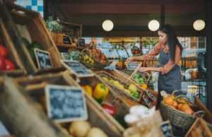 Natural Grocers by Vitamin Cottage (NGVC): обзор деятельности компании и её акций