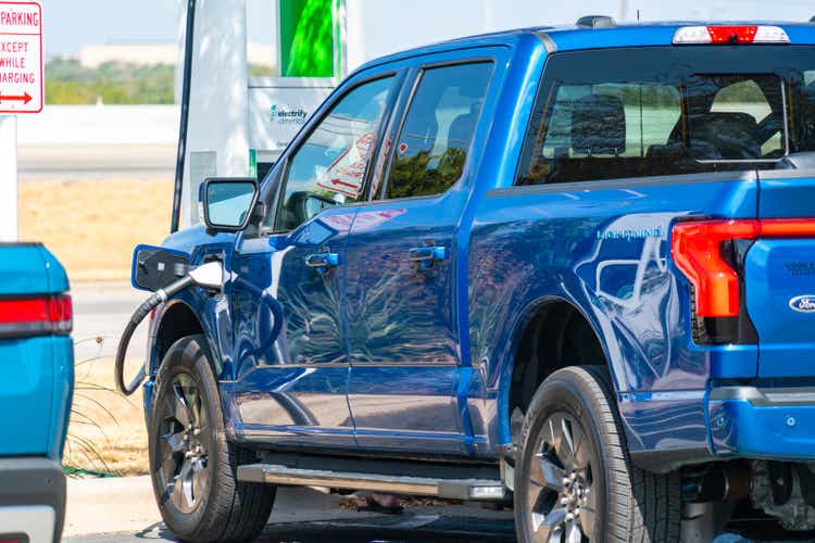 Электрический грузовик Ford Lightning