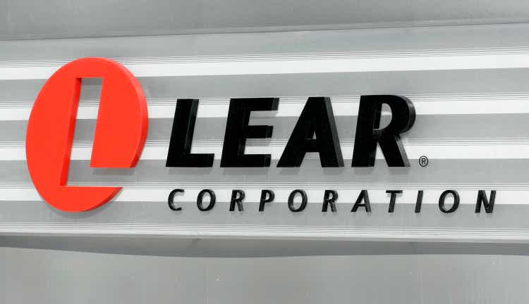 Поставщик автозапчастей Lear согласился на выкуп за 2,8 миллиарда долларов