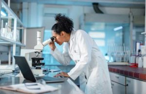 Quest Diagnostics (DGX): обзор деятельности компании и её акций