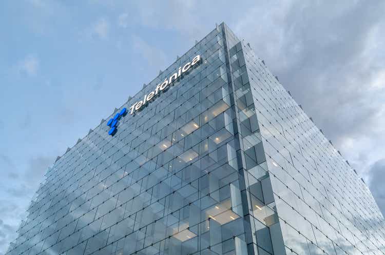 Штаб-квартира испанской телекоммуникационной компании Telefónica в Мадриде, Испания.
